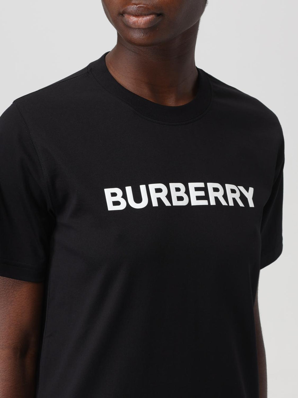 BURBERRY Tシャツ ブラック Fall/Winter 2025/2026